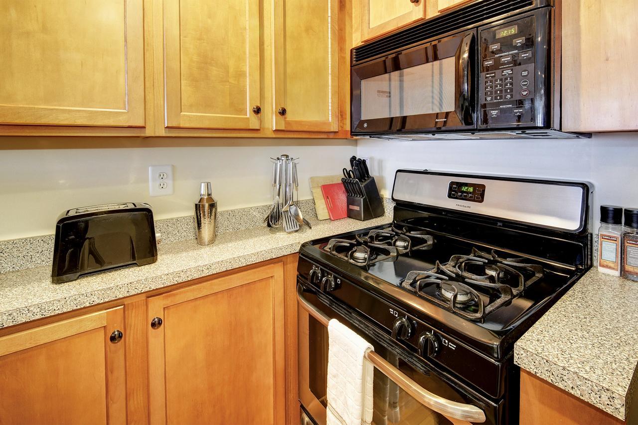 Restaurant Row Townhouse 2 King Bedrooms Louisville Bagian luar foto